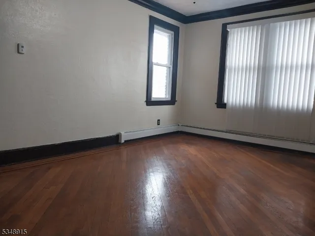 $1,950 | 59-65 Grand Avenue, Unit 2L, Newark, NJ 07106