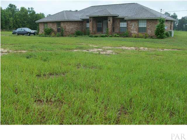 7586 Killam Road Century, FL 32535 - Photo 2 of 24