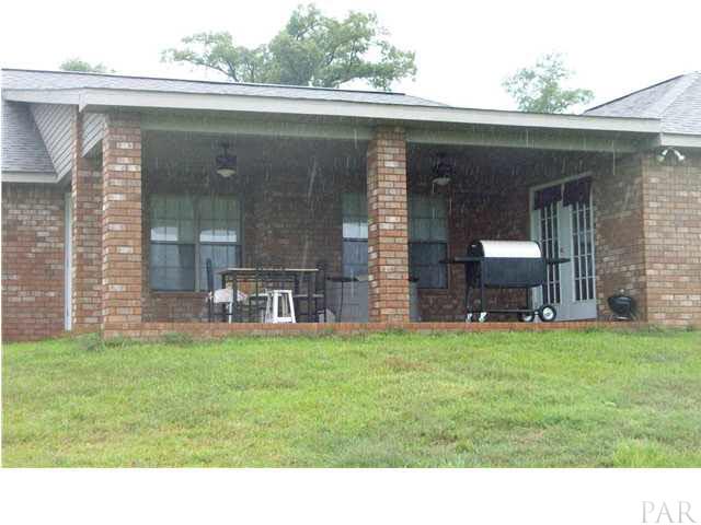 7586 Killam Road Century, FL 32535 - Photo 4 of 24