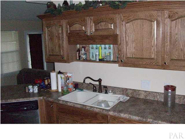 7586 Killam Road Century, FL 32535 - Photo 10 of 24