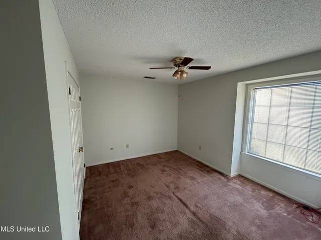 $329,000 | 2330 Robbie Lee Road, Nesbit, MS 38651