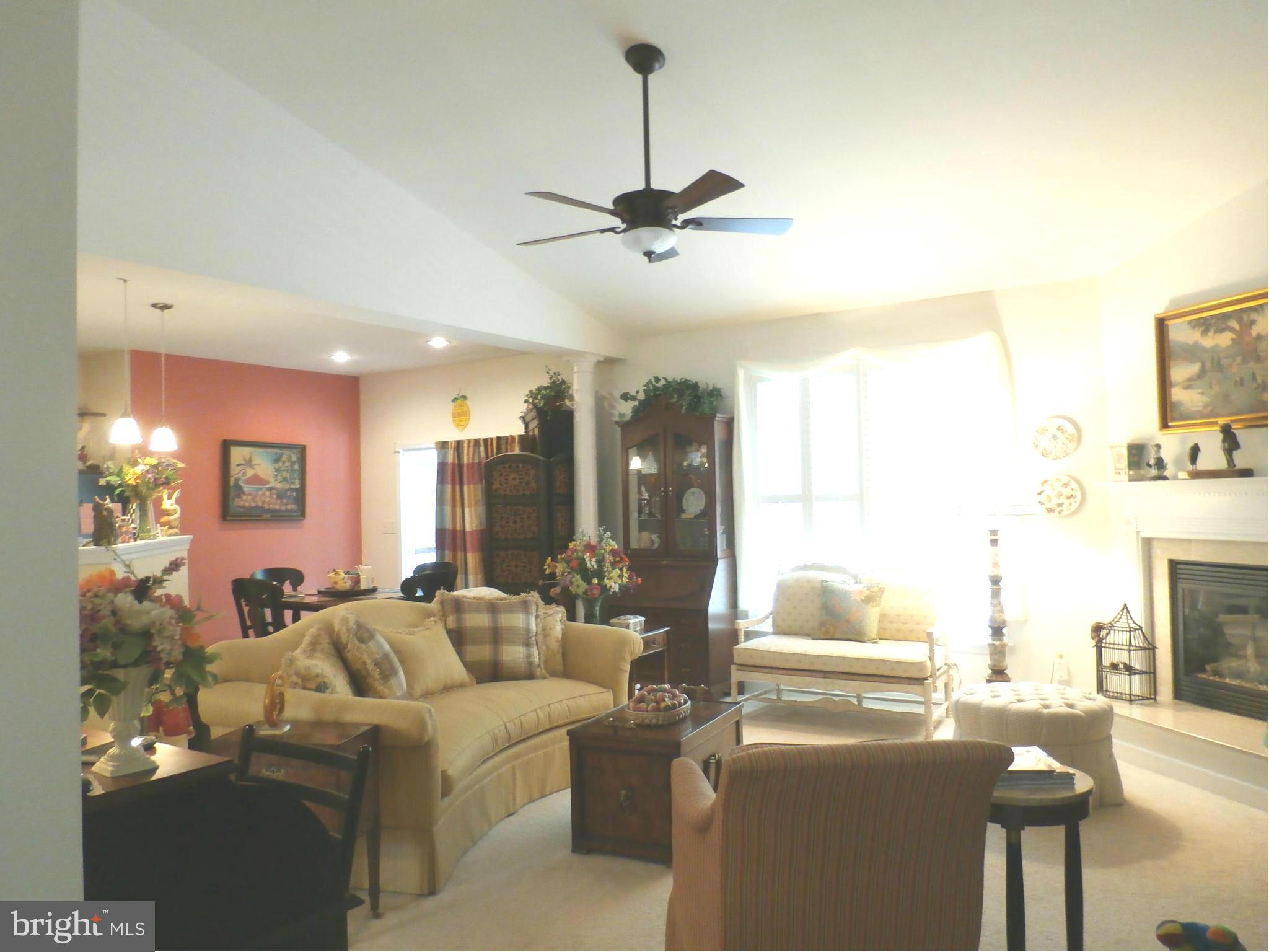 308 Battlefield Road Locust Grove, VA 22508 - Photo 11 of 23 Living Room