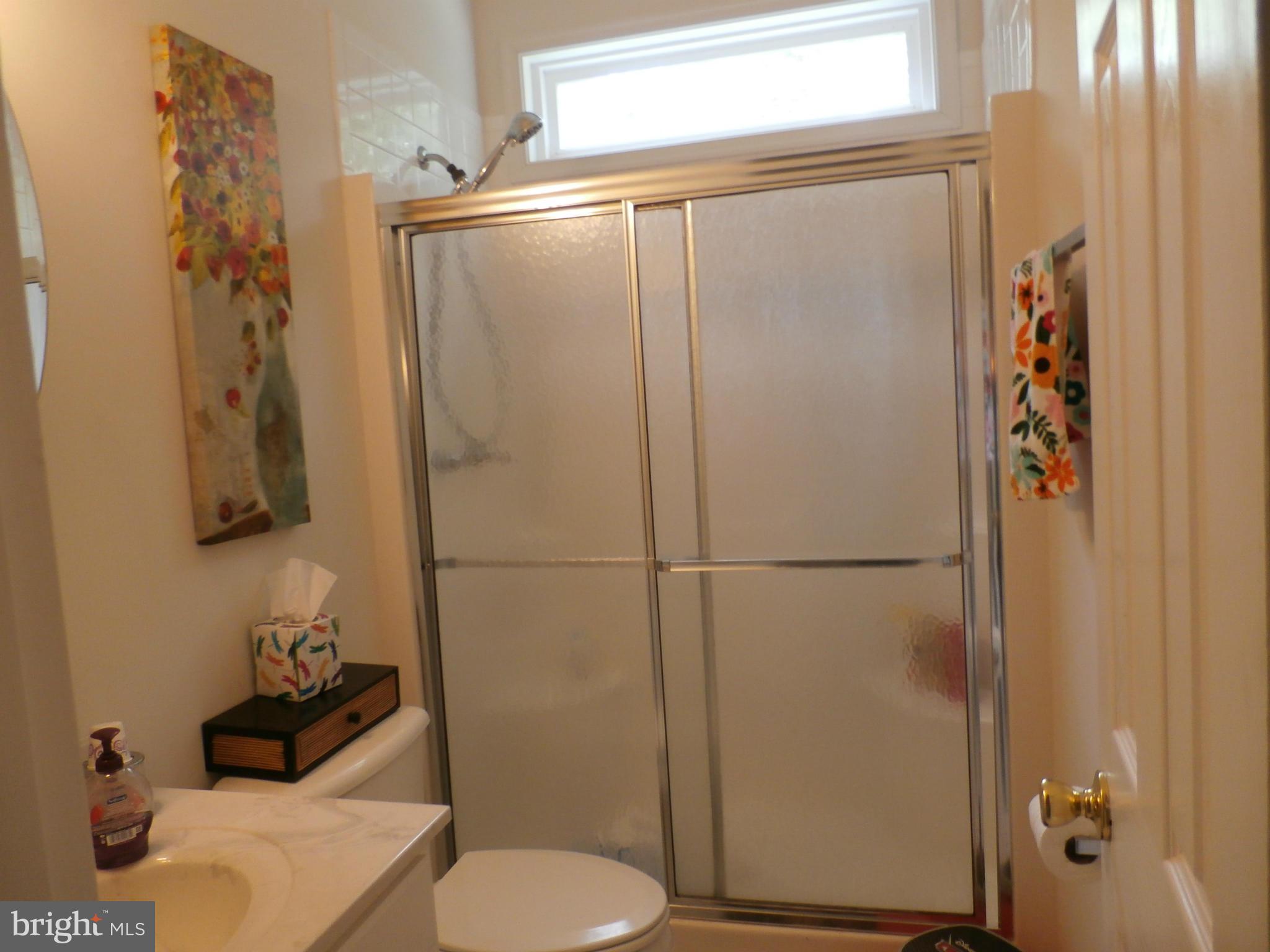 308 Battlefield Road Locust Grove, VA 22508 - Photo 22 of 23 Bath