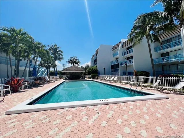 $2,400 | 11000 South Ocean Drive, Unit 6I, Jensen Beach, FL 34957
