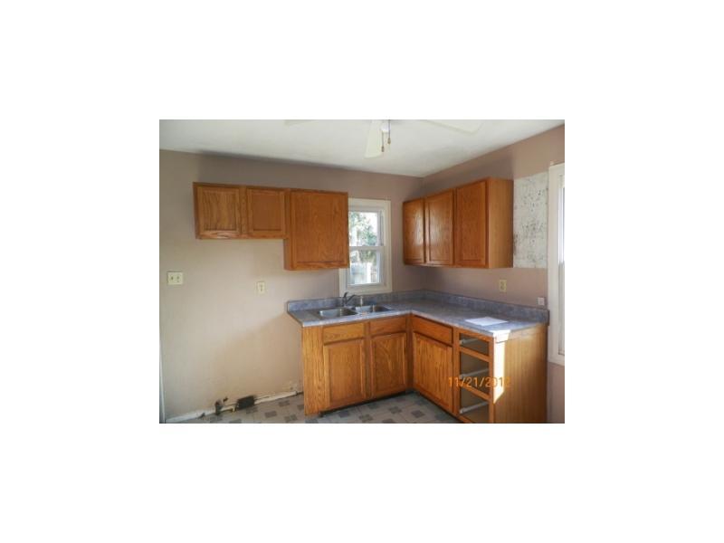 1104 South Nebo Road Muncie, IN 47304 - Photo 4 of 6 Gallery Image 4