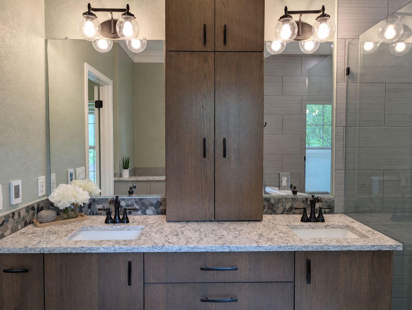 122 Avenida Brisa Fresca Road Kyle, TX 78640 - Photo 15 of 34 Double vanity with excellent storage