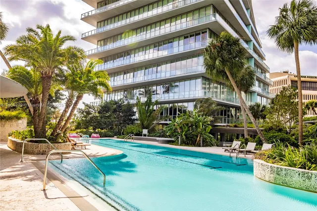 $13,500,000 | 2675 South Bayshore Drive, Unit 1601S, Miami, FL 33133