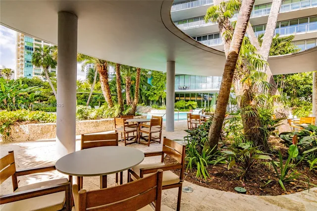 $13,500,000 | 2675 South Bayshore Drive, Unit 1601S, Miami, FL 33133