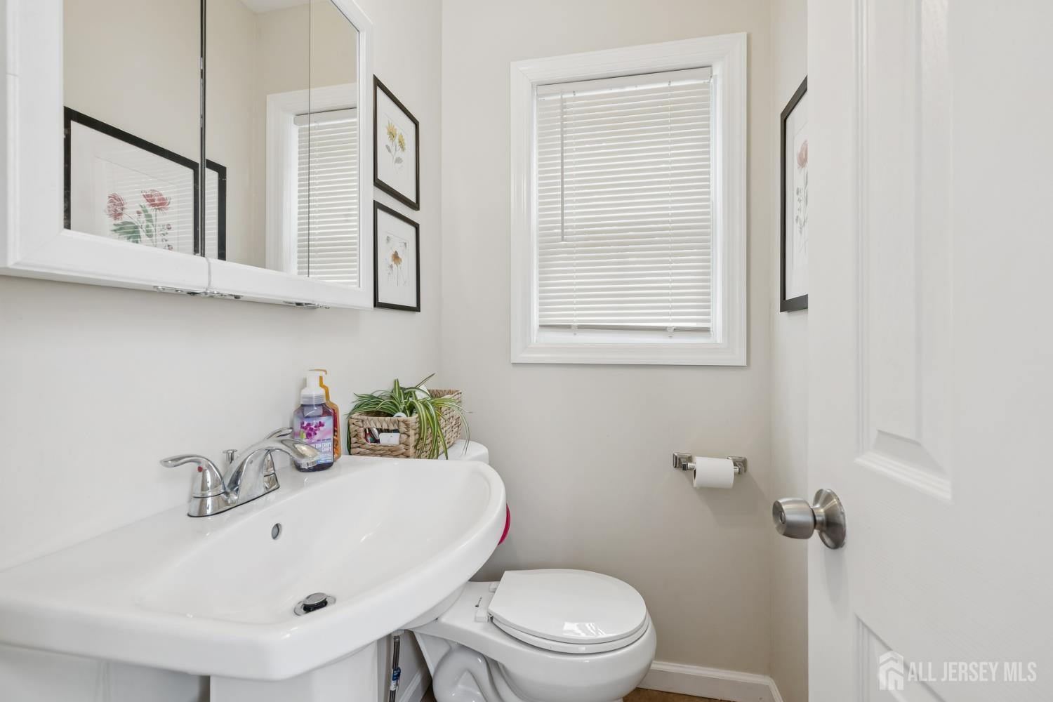 705 Front Street Dunellen, NJ 08812 - Photo 8 of 21