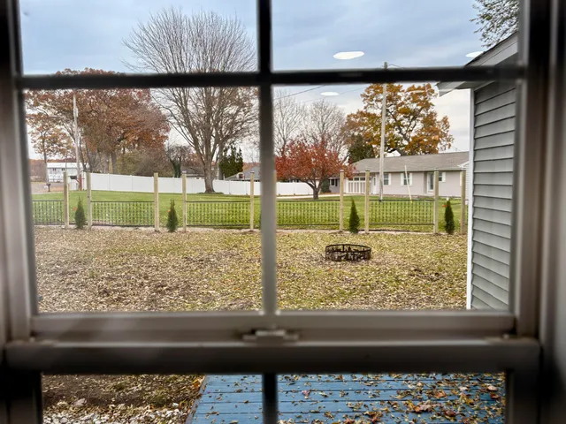 $249,900 | 460 Hazel Court, Muskegon, MI 49442