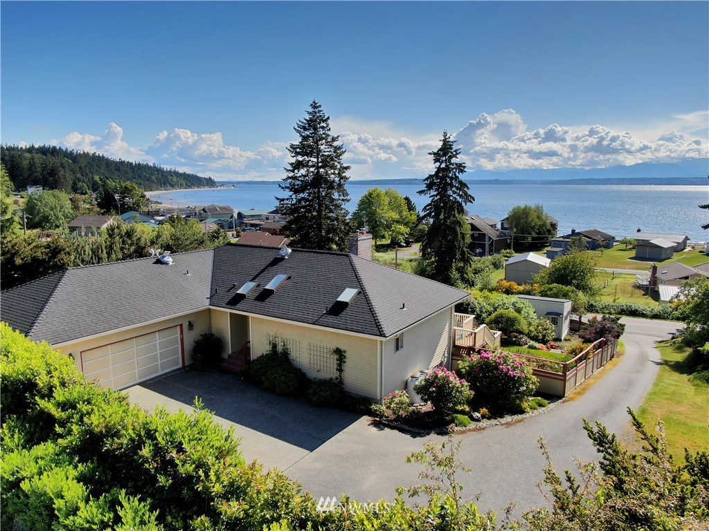 5921 Mutiny Bay Road Freeland, WA 98249 - Photo 1 of 40