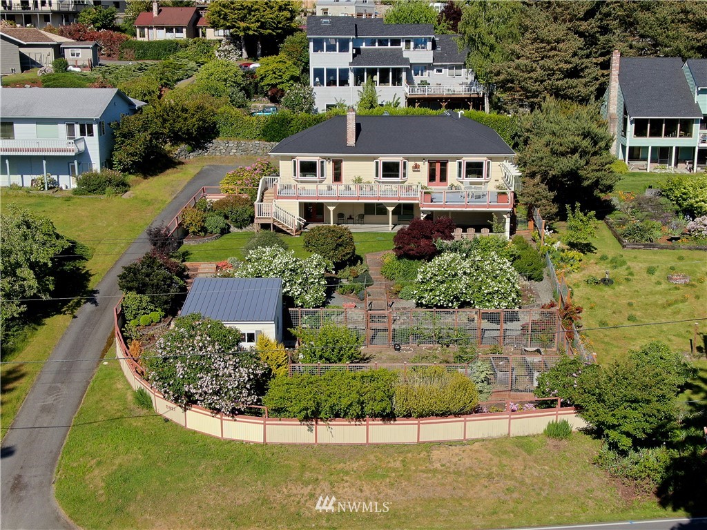 5921 Mutiny Bay Road Freeland, WA 98249 - Photo 2 of 40
