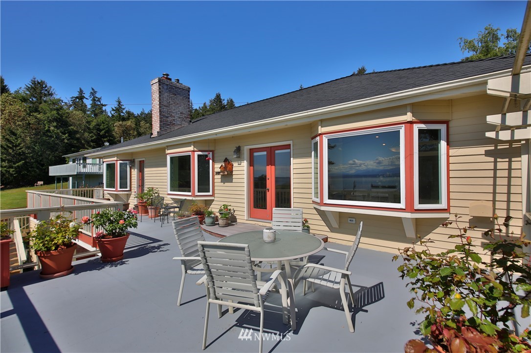 5921 Mutiny Bay Road Freeland, WA 98249 - Photo 13 of 40