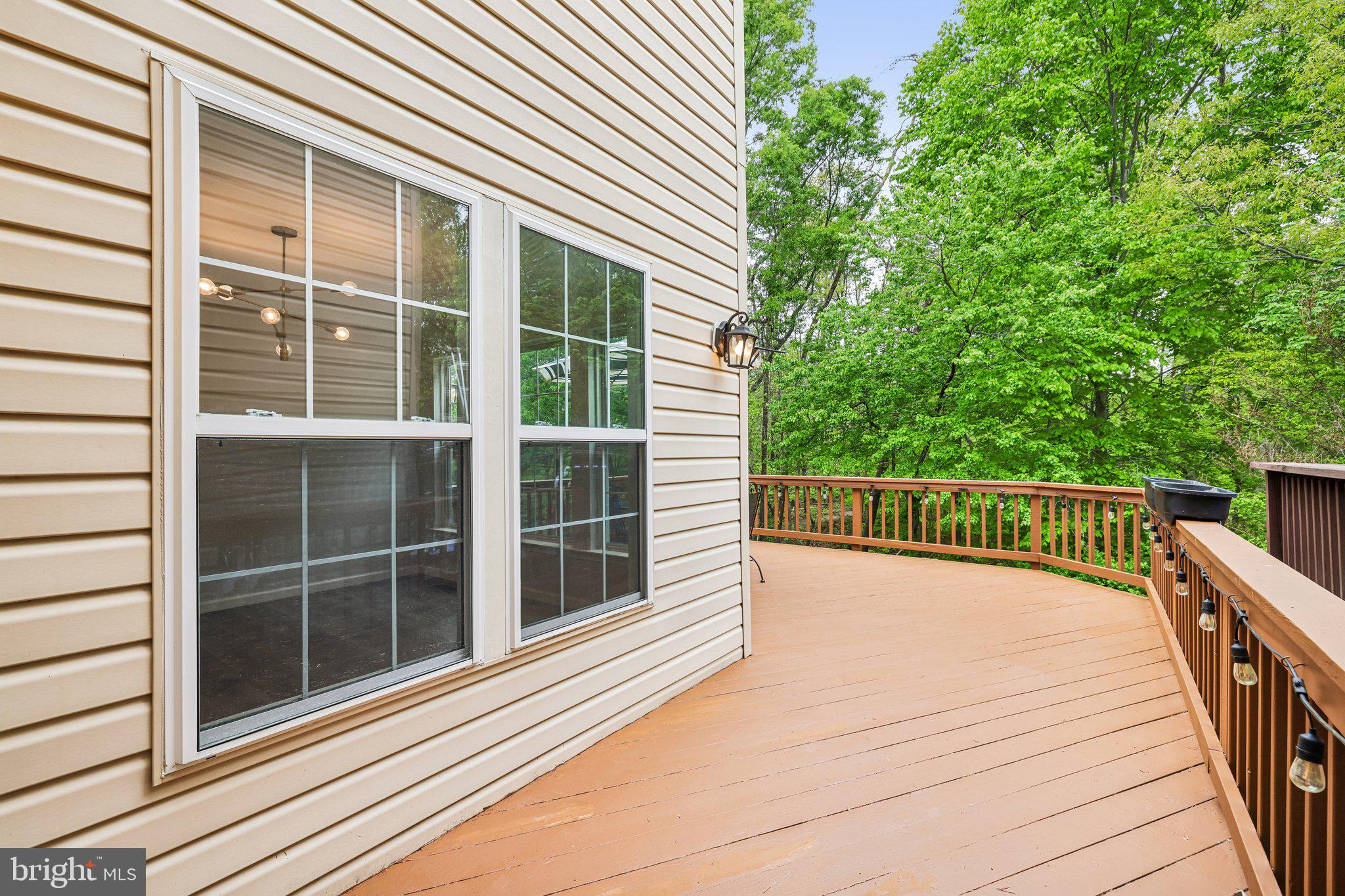 8727 Thornbrook Drive Odenton, MD 21113 - Photo 34 of 40 a view of balcony with floor