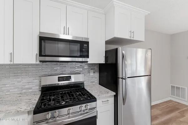 $3,000 | 5 Whistler Drive, Unit 8, Freehold, NJ 07728