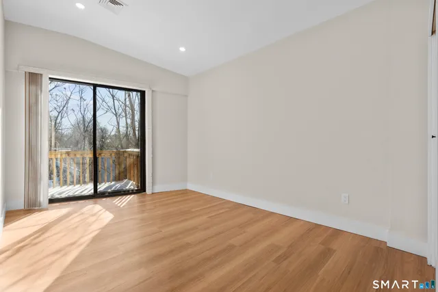 $2,900 | 937 Post Road, Unit 3A, Fairfield, CT 06824