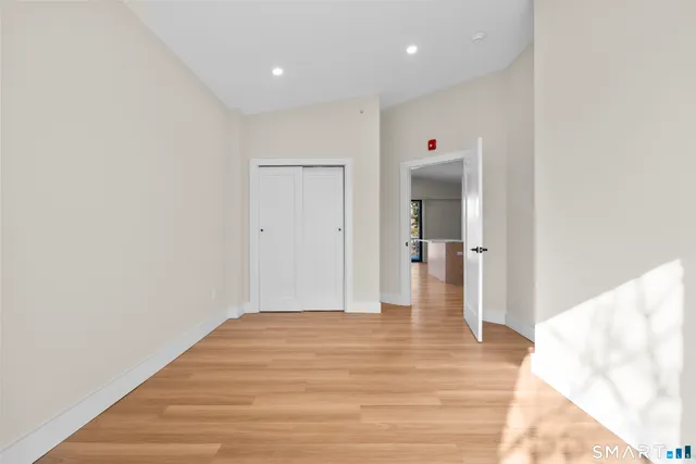 $2,900 | 937 Post Road, Unit 3A, Fairfield, CT 06824