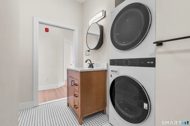 $2,900 | 937 Post Road, Unit 3A, Fairfield, CT 06824