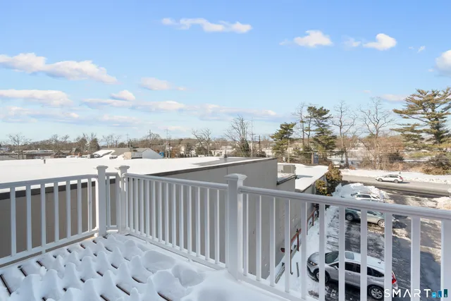 $2,900 | 937 Post Road, Unit 3A, Fairfield, CT 06824