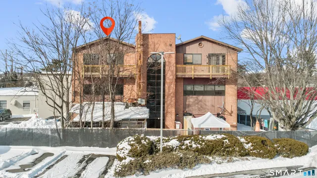 $2,900 | 937 Post Road, Unit 3A, Fairfield, CT 06824