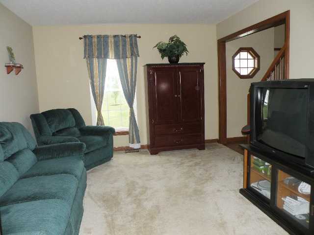 8445 Alspach Road Northwest Lancaster, OH 43130 - Photo 5 of 15 Gallery Image 5