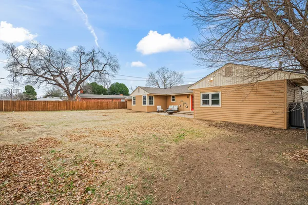 $335,000 | 3104 26th Street, Lubbock, TX 79410