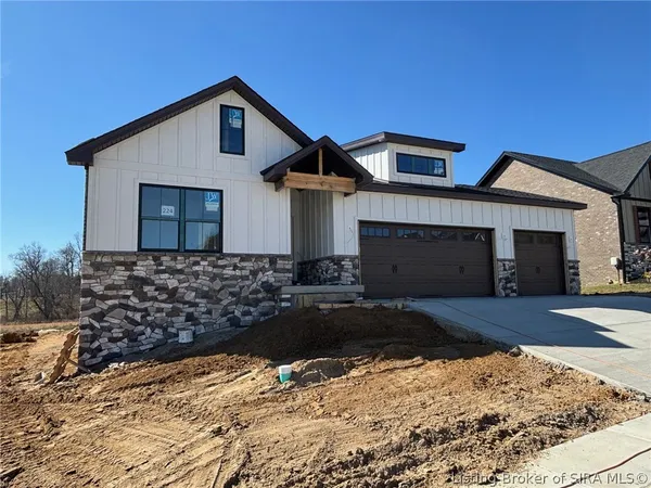 $469,900 | 7057 Oaken Lane, Unit 224, Lanesville, IN 47136