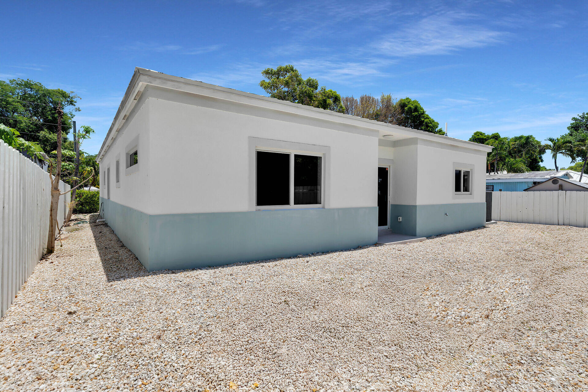 21 Tina Place Key Largo, FL 33037 - Photo 39 of 42 Back View