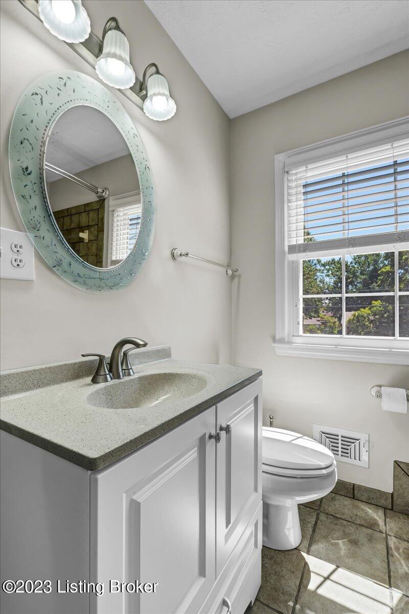 10305 St Rene Road Louisville, KY 40299 - Photo 28 of 37 37-10305 St Rene Rd-137