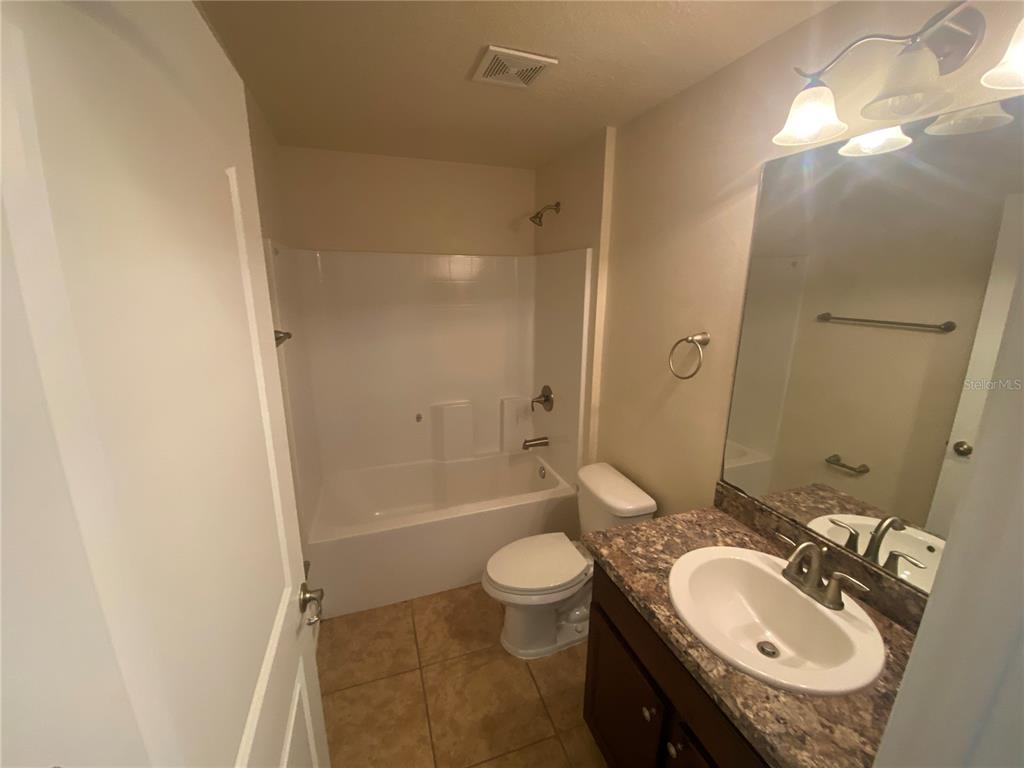 2201 Angel Fish Loop Leesburg, FL 34748 - Photo 15 of 18