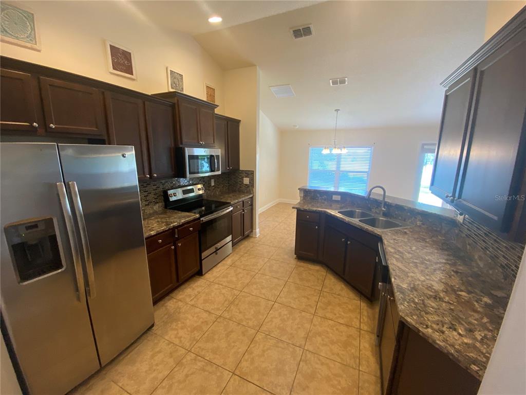 2201 Angel Fish Loop Leesburg, FL 34748 - Photo 7 of 18