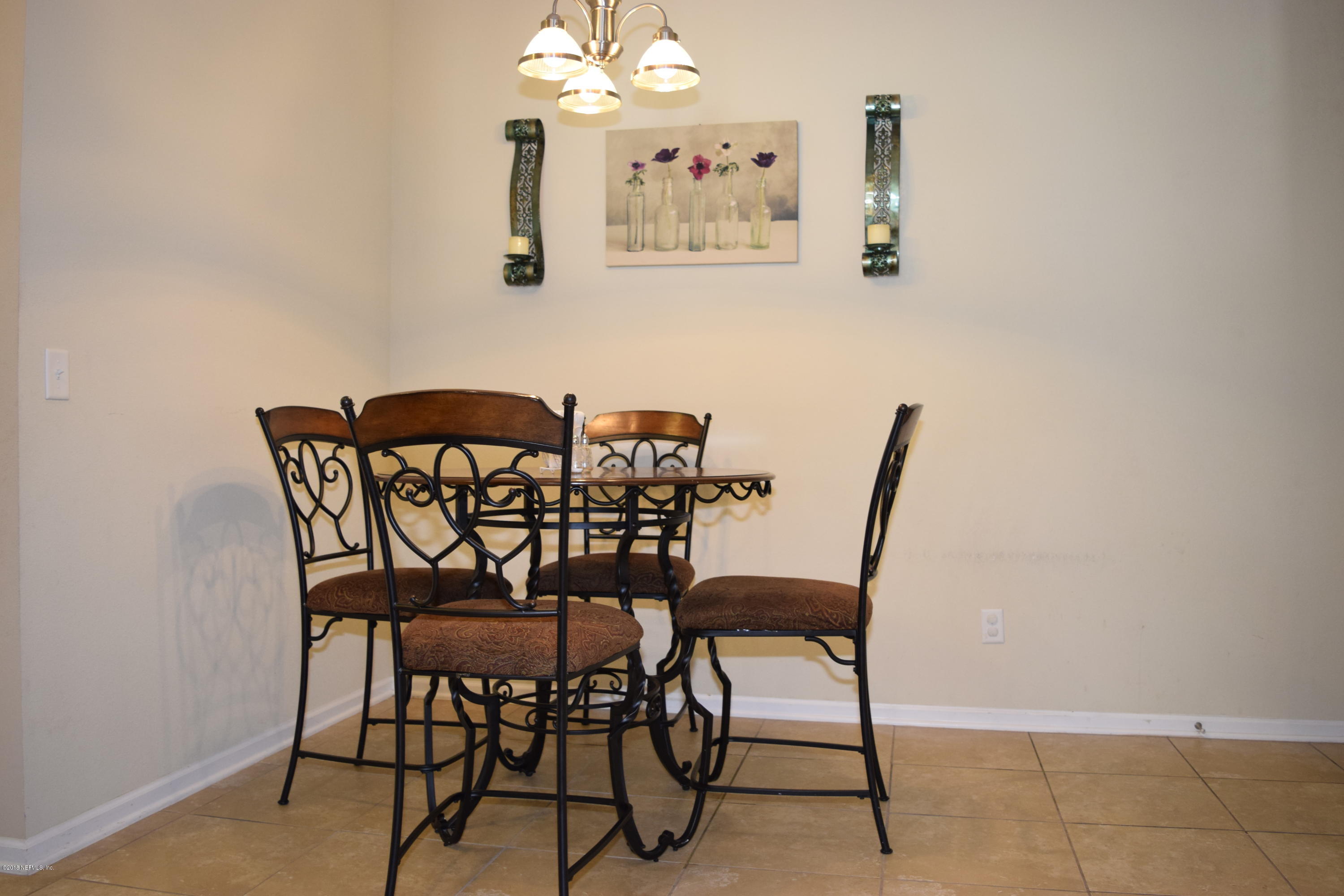 4057 Trail Ridge Road Middleburg, FL 32068 - Photo 20 of 47 Eating space in kitchen