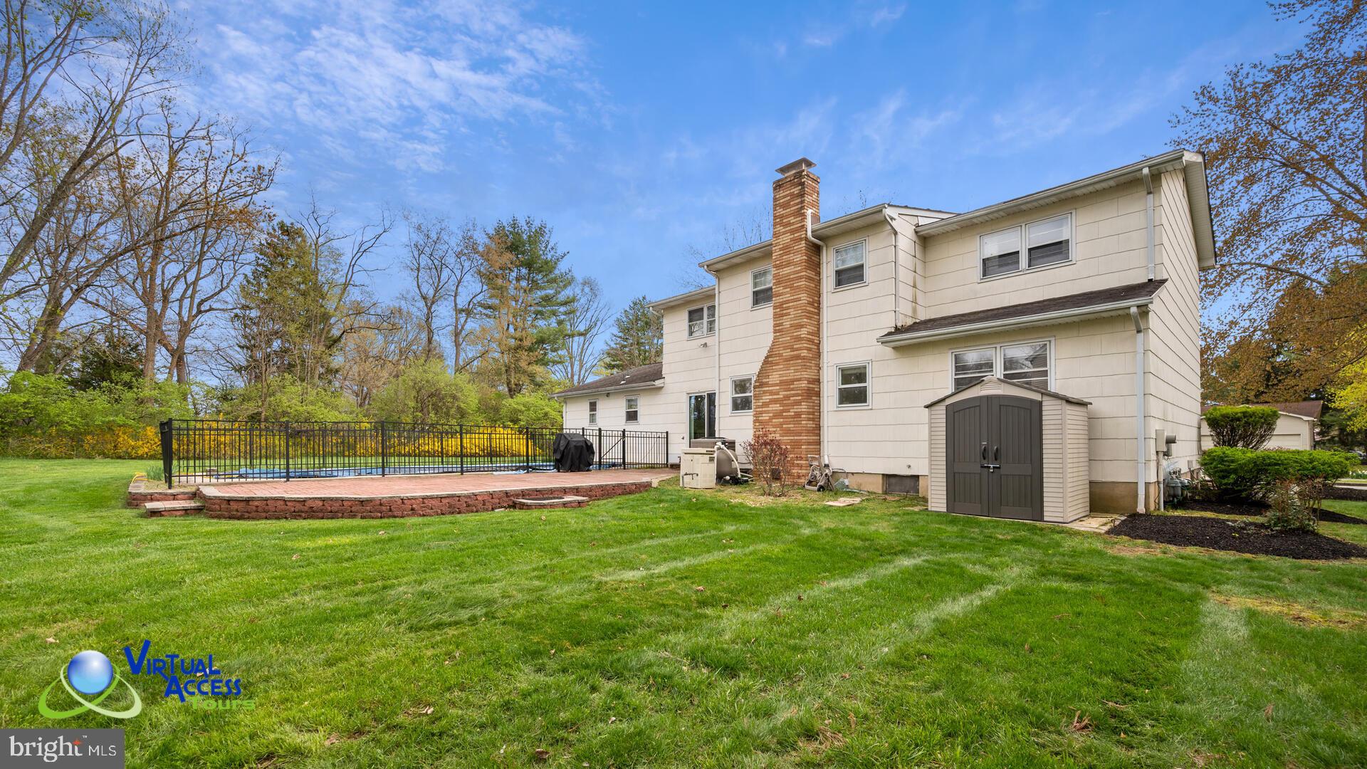17 Melville Road Princeton Junction, NJ 08550 - Photo 36 of 40 Exterior Back