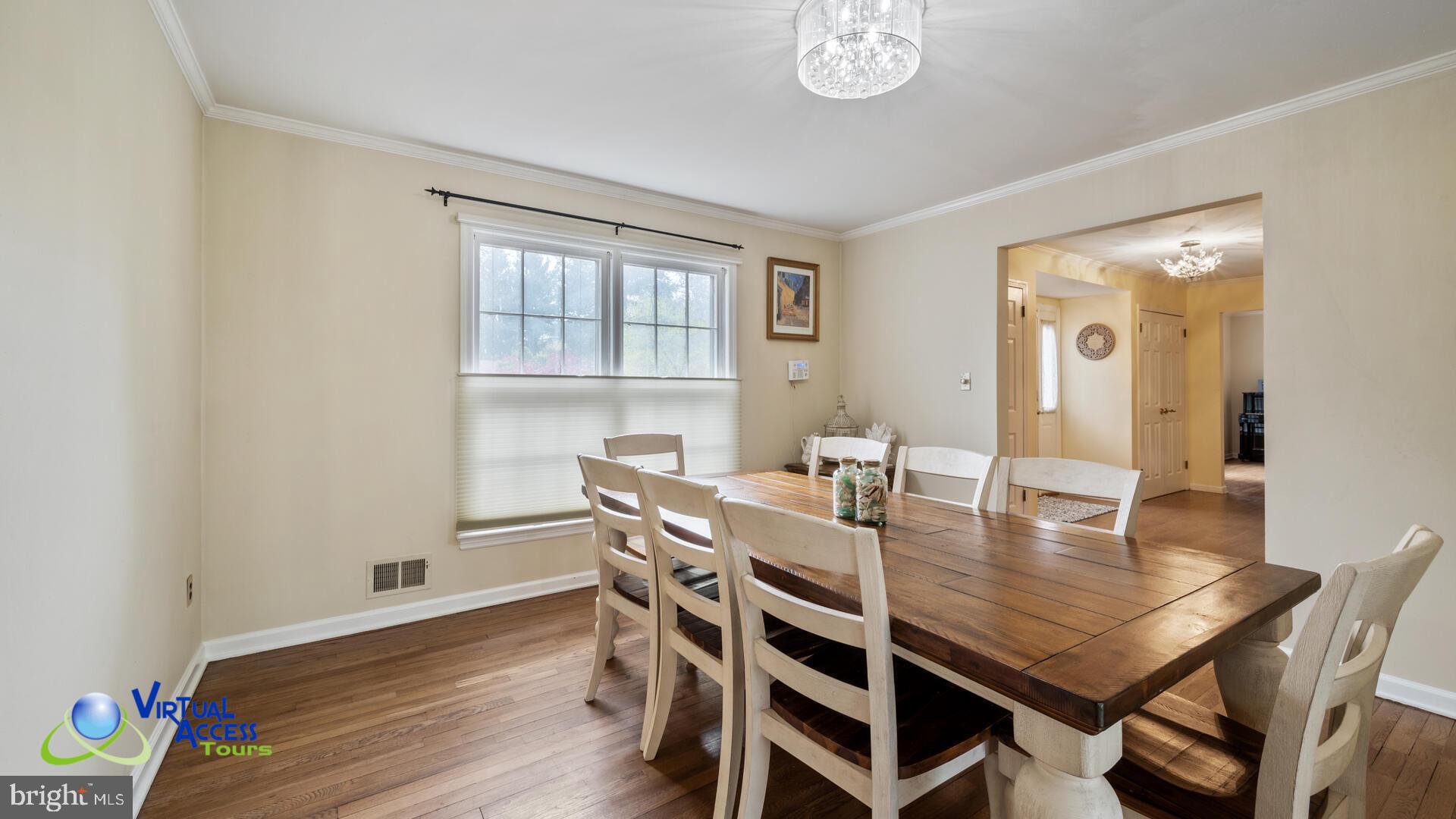 17 Melville Road Princeton Junction, NJ 08550 - Photo 6 of 40 Dining Room