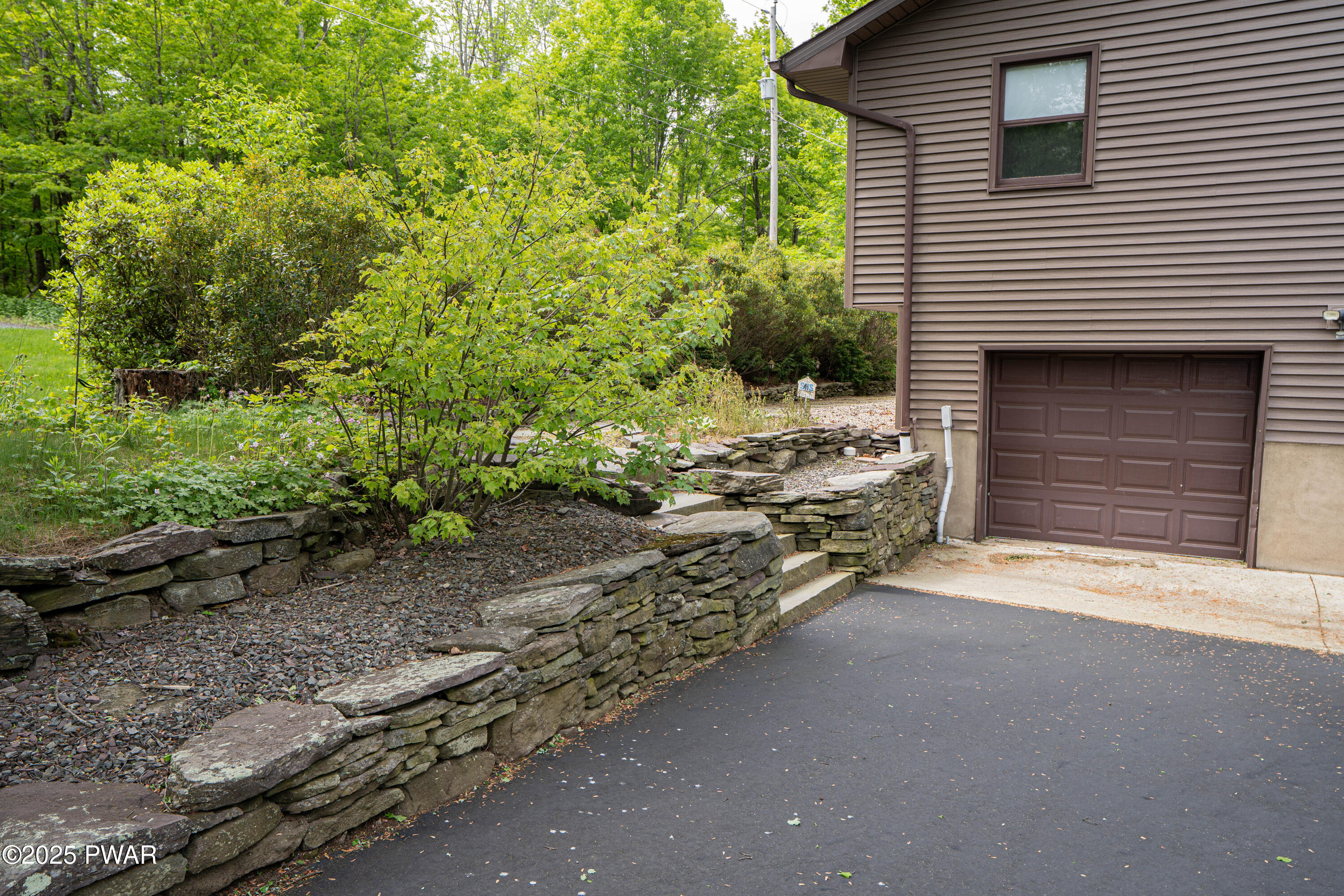 1111 Advent Road Lake Ariel, PA 18436 - Photo 14 of 87
