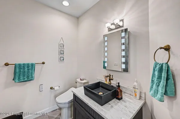 $1,345,000 | 103 Rock Ridge Drive, Clarks Summit, PA 18411