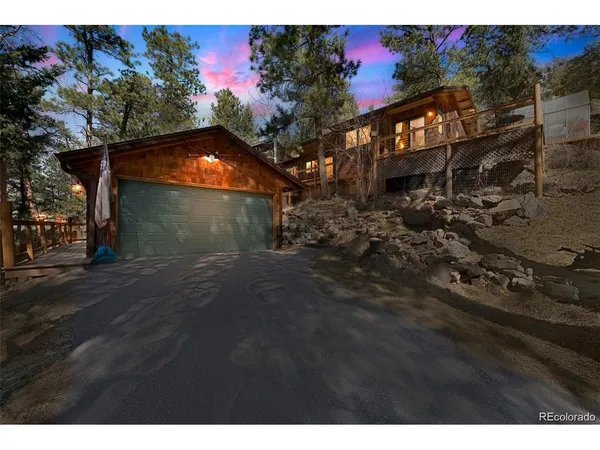 $749,900 | 27407 Upper Cold Spring, Golden, CO 80401