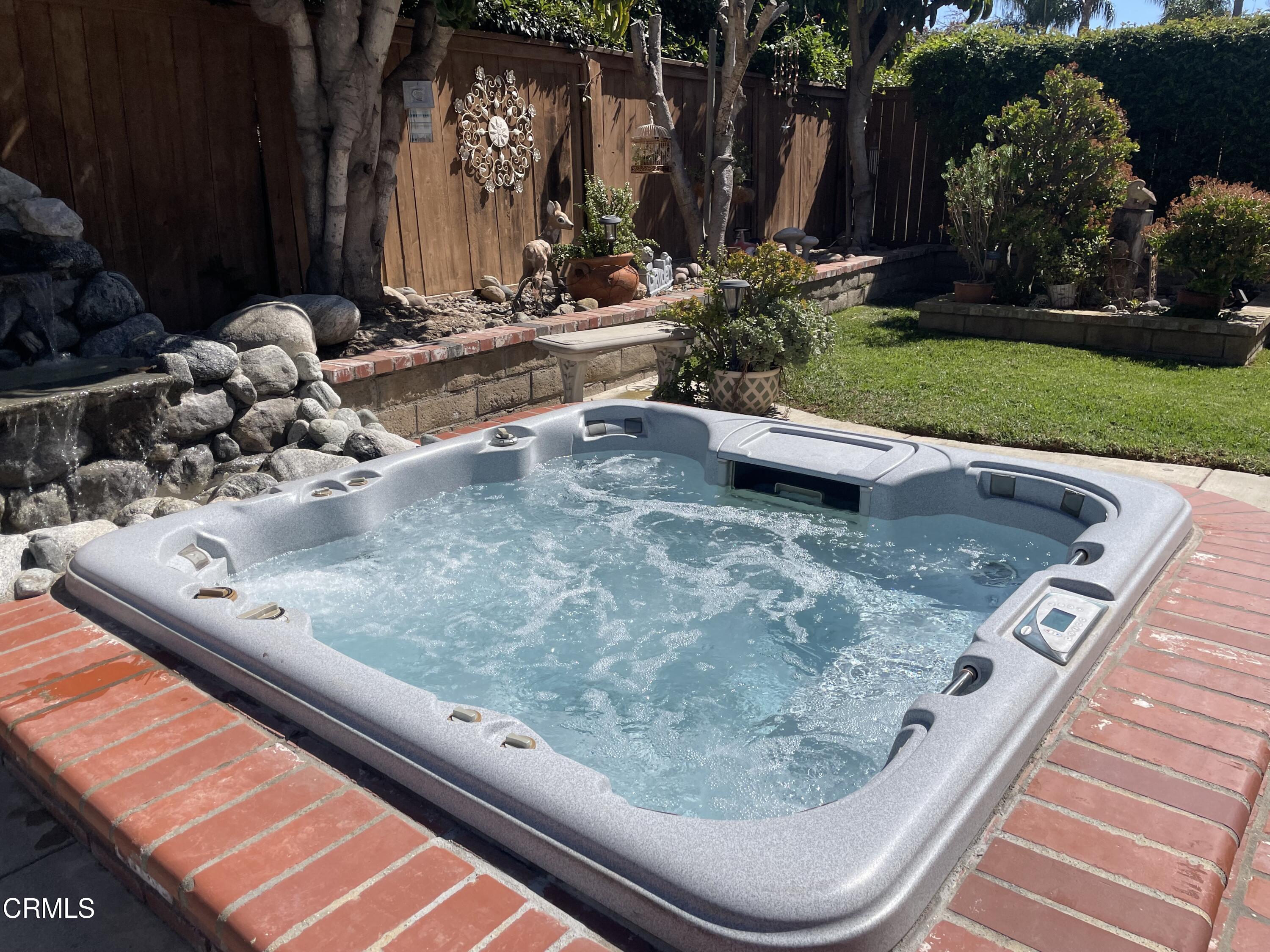 1590 Frazier Street Camarillo, CA 93012 - Photo 34 of 38 jacuzzi