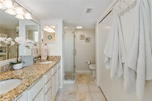 $269,900 | 4242 Gulfbreeze Boulevard, Unit 605, Corpus Christi, TX 78402