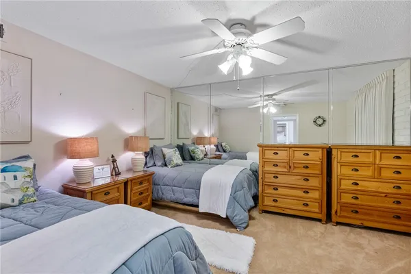 $269,900 | 4242 Gulfbreeze Boulevard, Unit 605, Corpus Christi, TX 78402