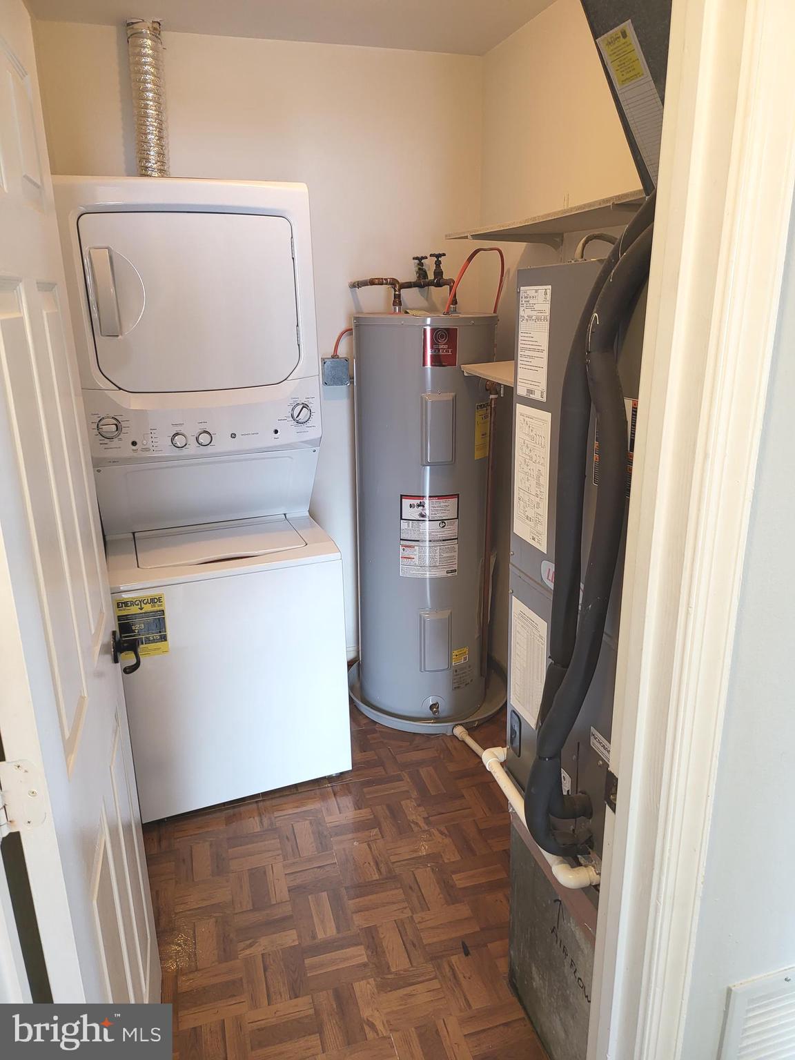 9381 Scarlet Oak Drive Manassas, VA 20110 - Photo 11 of 17