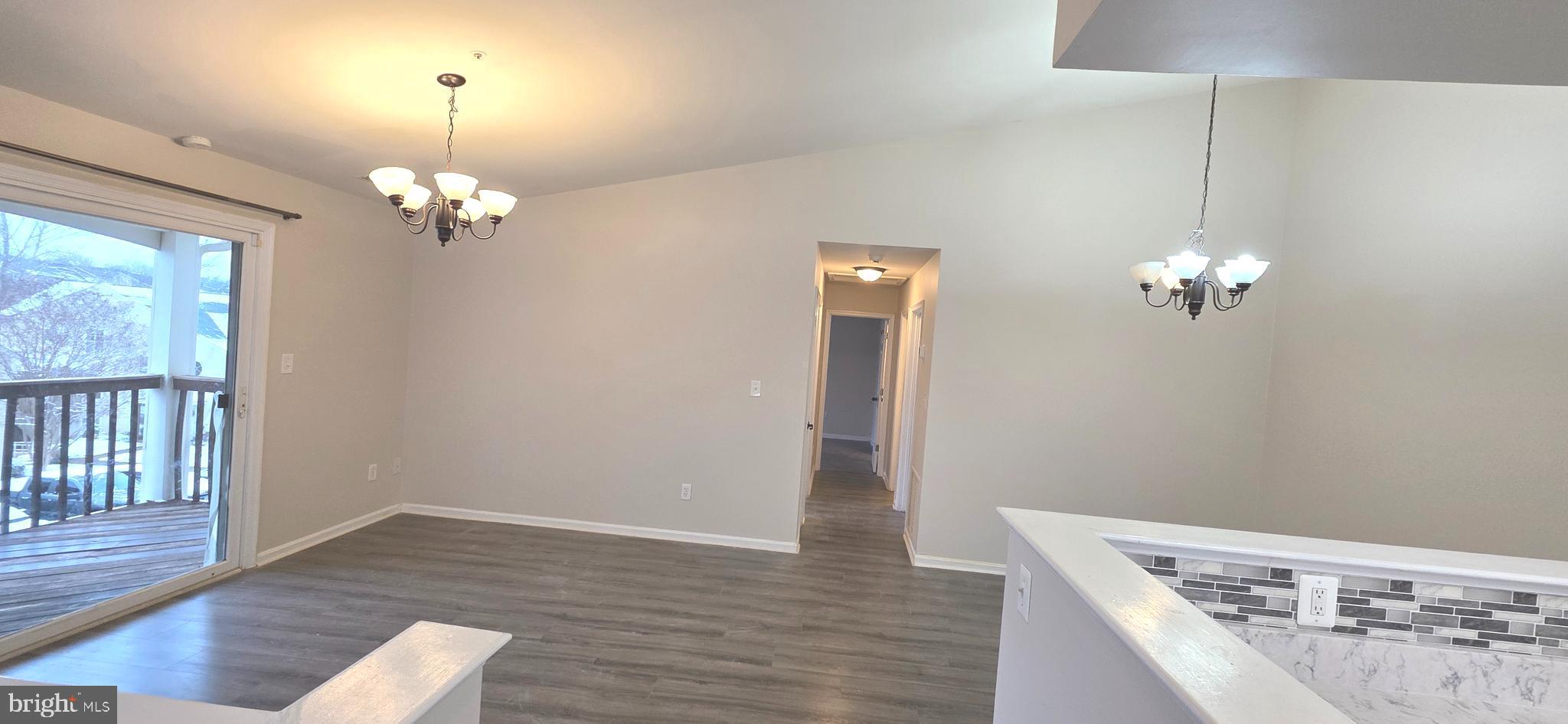 9381 Scarlet Oak Drive Manassas, VA 20110 - Photo 2 of 17 High ceiling in living and family room