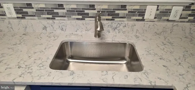 $1,950 | 9381 Scarlet Oak Drive, Manassas, VA 20110