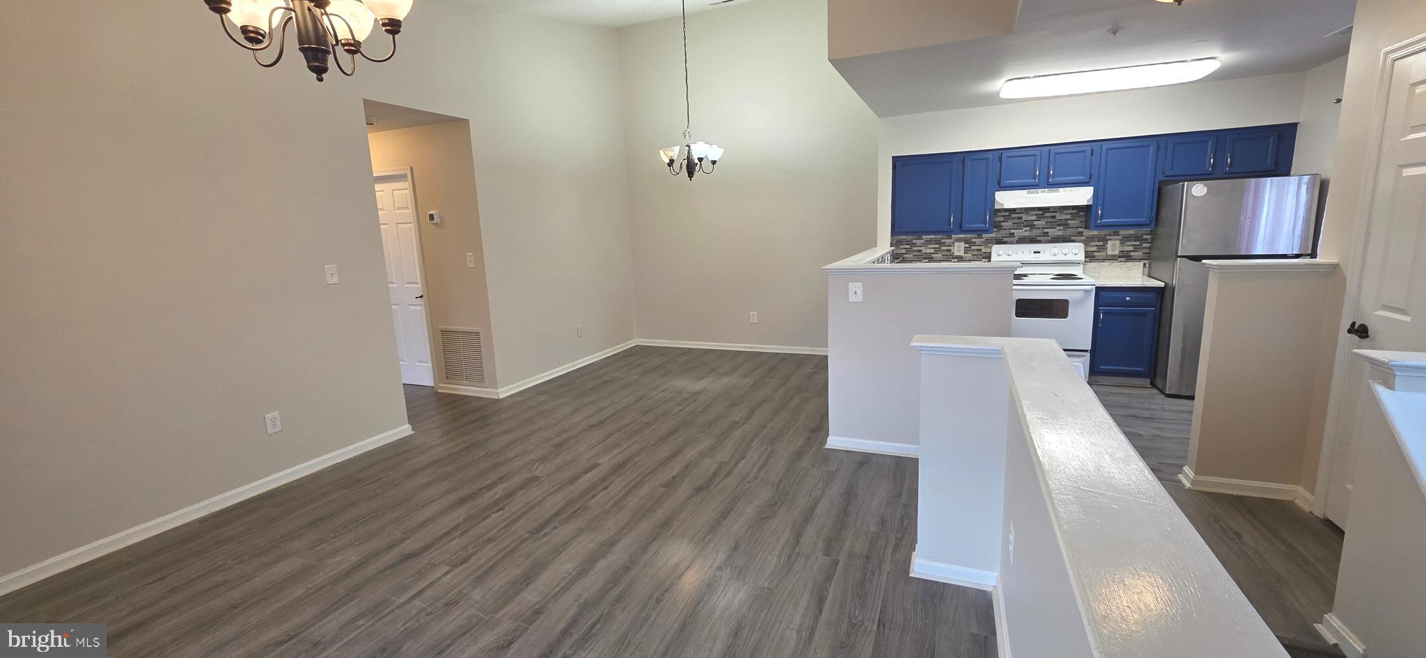 9381 Scarlet Oak Drive Manassas, VA 20110 - Photo 17 of 17 Open Floor plan