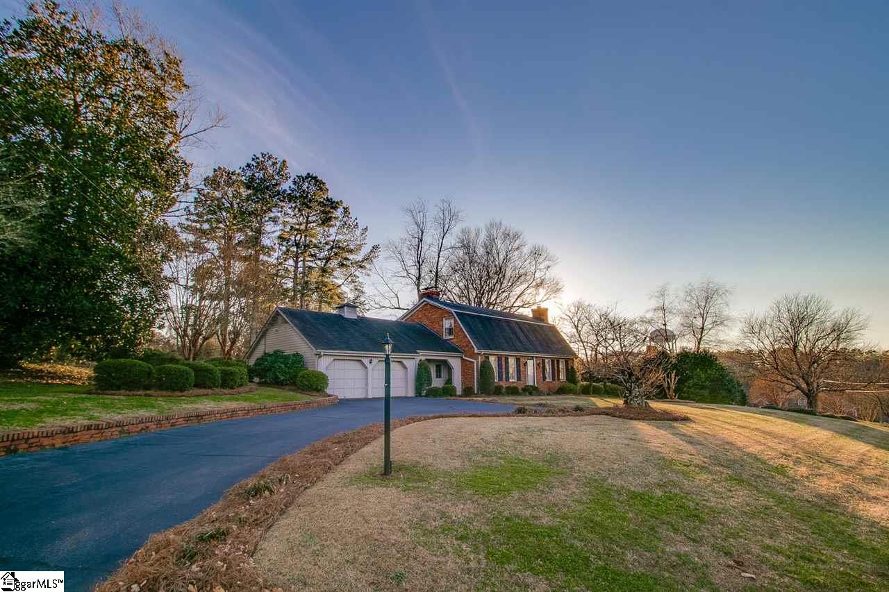 255 Sheffield Road Greer, SC 29651 - Photo 4 of 35