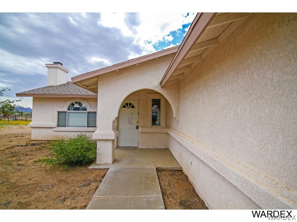 3655 San Pedro Road Golden Valley, AZ 86413 - Photo 2 of 21