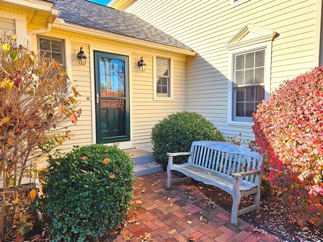 220 Hurricane Road Keene, NH 03431 - Photo 6 of 59