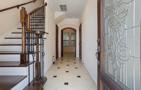 $3,000 | 5503 Livorno Way, Houston, TX 77021