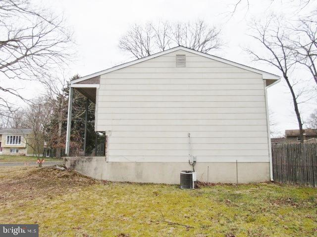 8 Briarcliff Road Atco, NJ 08004 - Photo 3 of 20