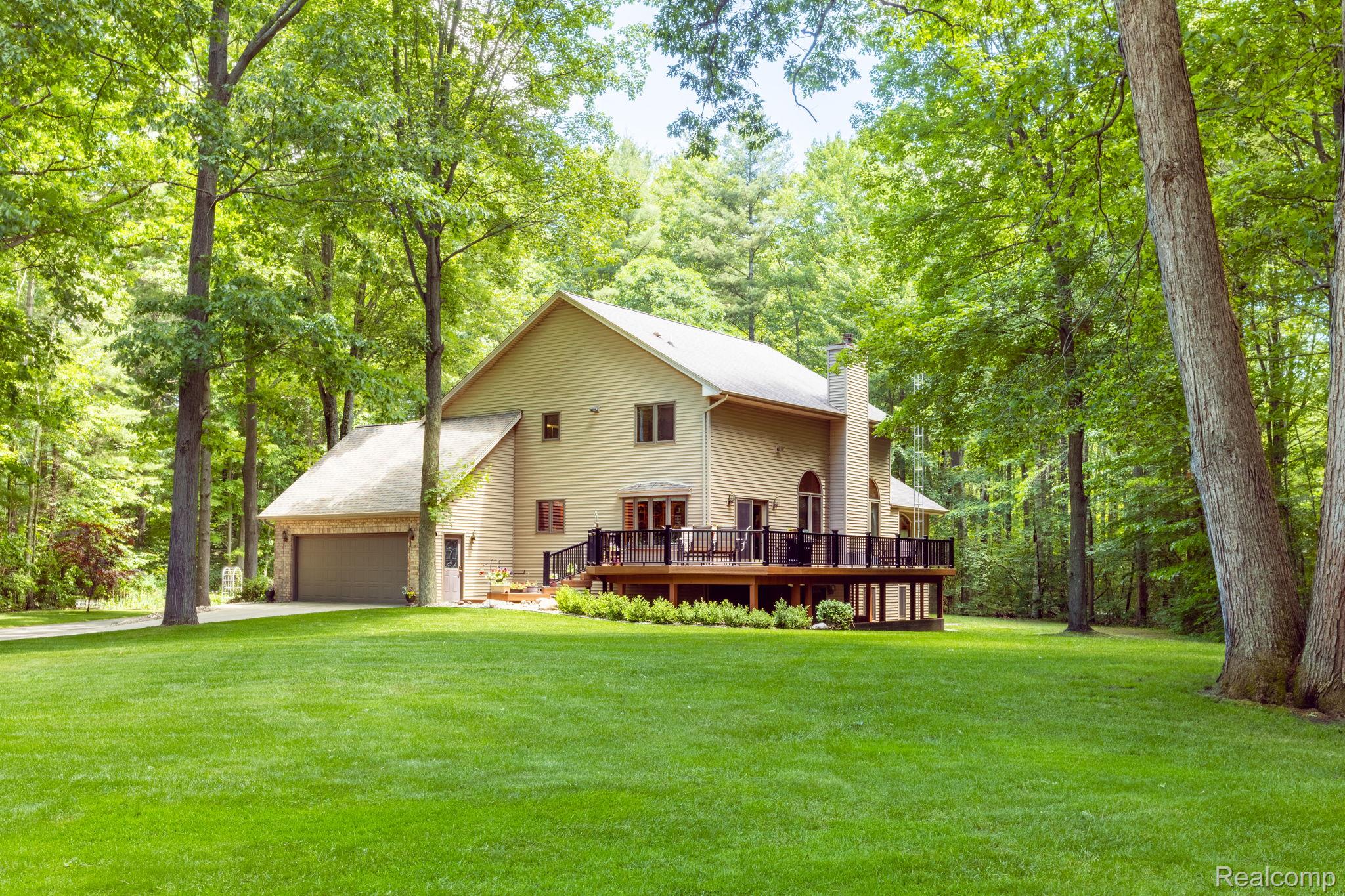 3121 Abbottsford Road North Street, MI 48049 - Photo 9 of 39 3121 Abbottsford Rd (32).jpg
